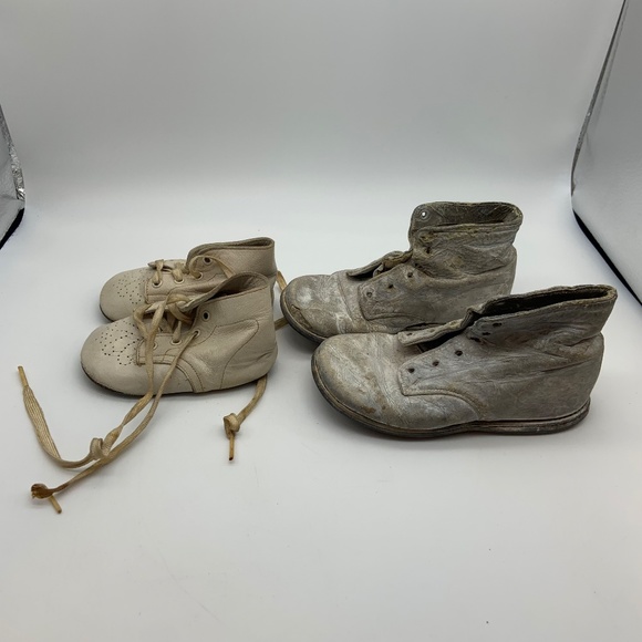 Vintage Baby/Toddler Shoes 2 Pairs From the 1950s - Picture 4 of 16